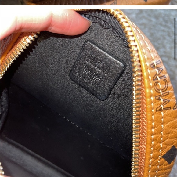 MCM MINI Shark convertible backpack - Picture 13 of 16